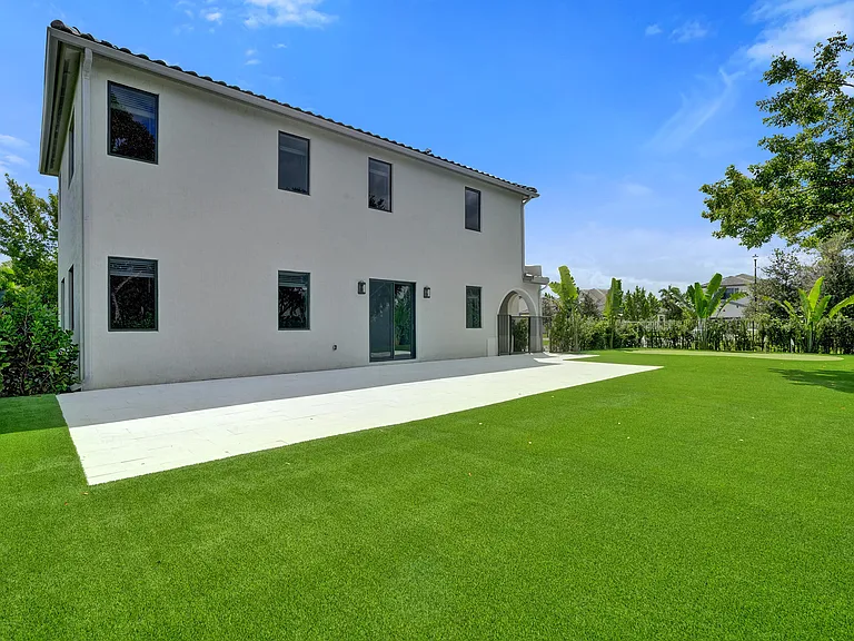 13145 Addilyn Ct — Photo 6