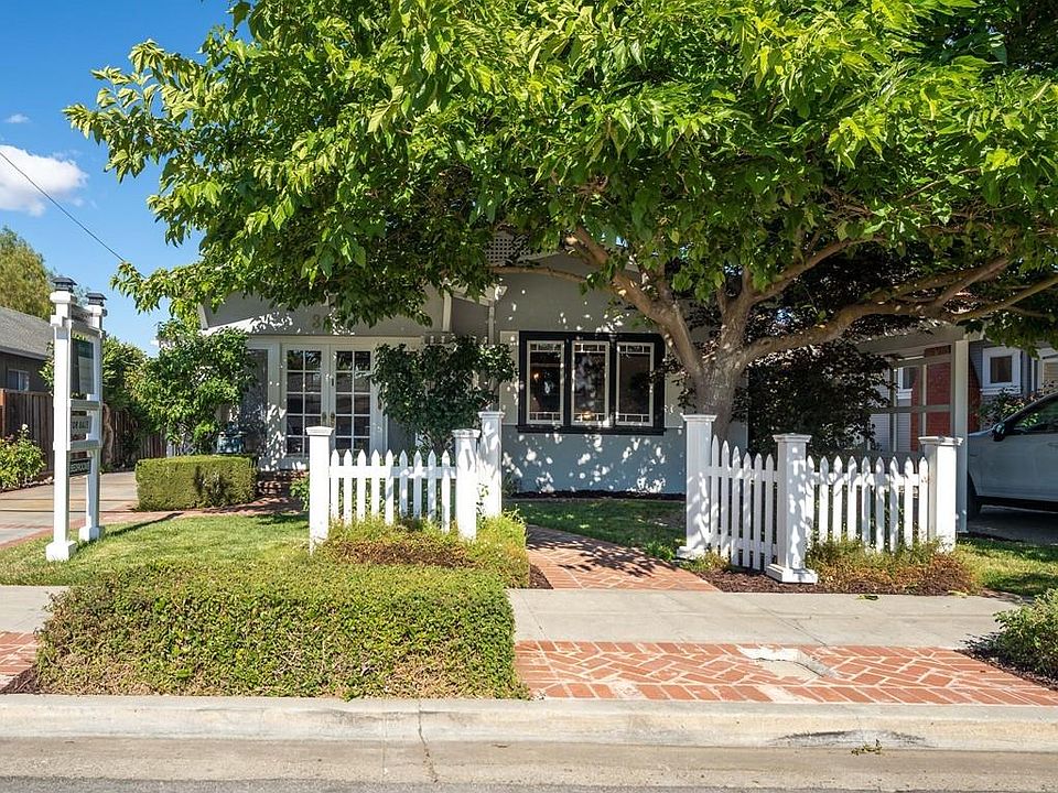 1st image of 384 Mayellen Ave