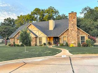 7 Sherman Ln, Ponca City, OK 74604