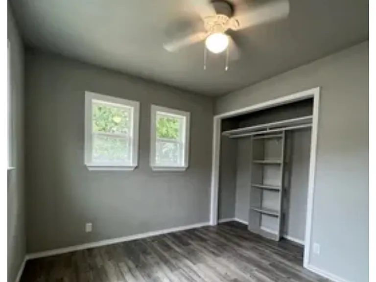 214 La Jolla Dr — Photo 9
