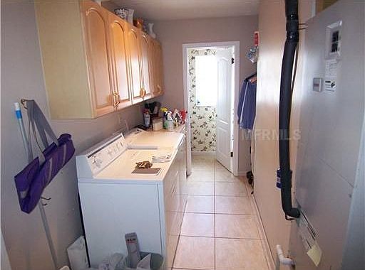 5th image of 2502 Saginaw Trl