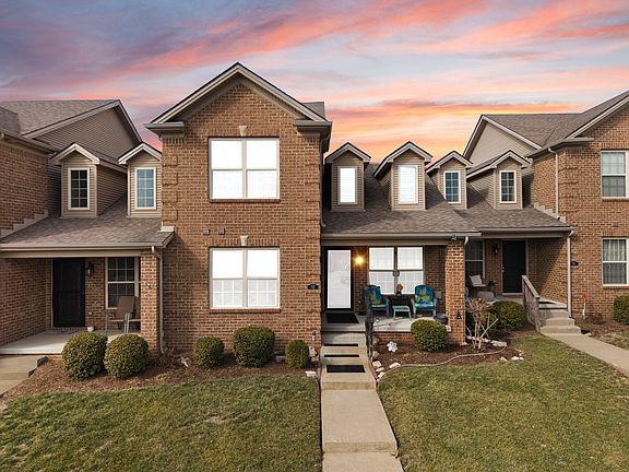 2nd image of 717 Newtown Springs Dr