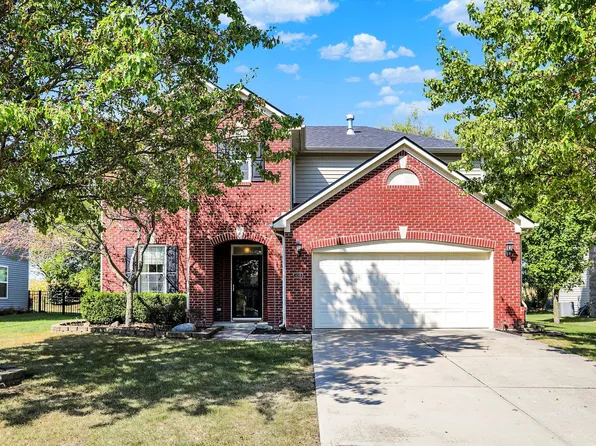 6246 N Woods Edge Dr, McCordsville, IN 46055