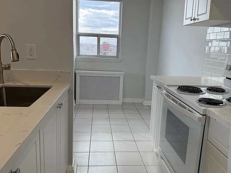 2663 Lake Shore Blvd W #802 — Photo 22