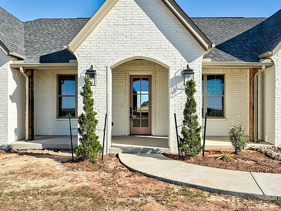 5th image of 4424 White Ash Dr