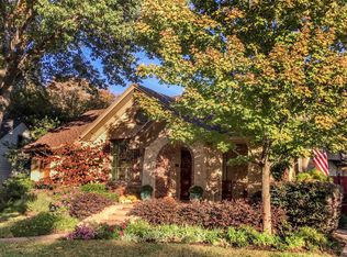 2015 Old Orchard Dr, Dallas, TX 75208