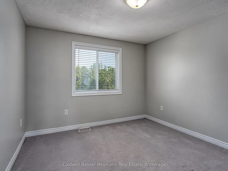 10 McGarr Dr — Photo 22