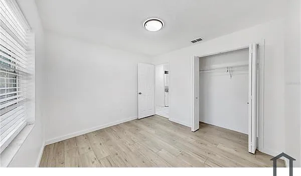 1204 E Seneca Ave — Photo 9