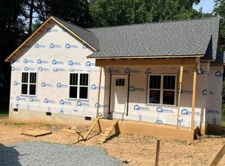 410 Matthew Cir, Clayton, NC 27520