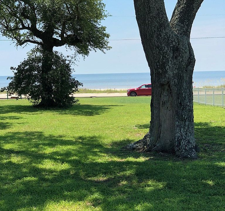 2nd image of 437 S Beach Blvd