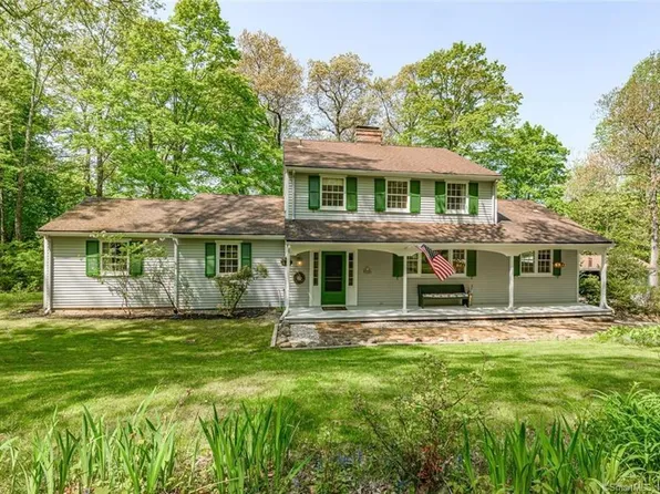 50 Mountain Spring Road, Farmington, CT 06032