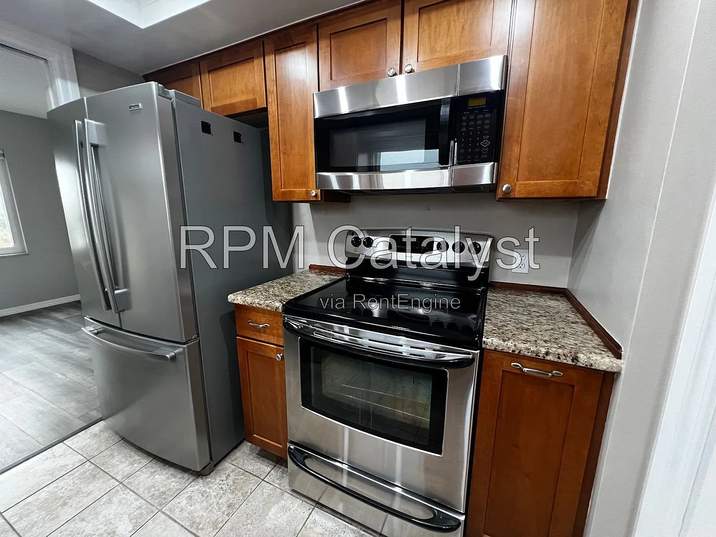 2 bed, 2.0 bath, 1190 sqft, $1,950 — Photo 2