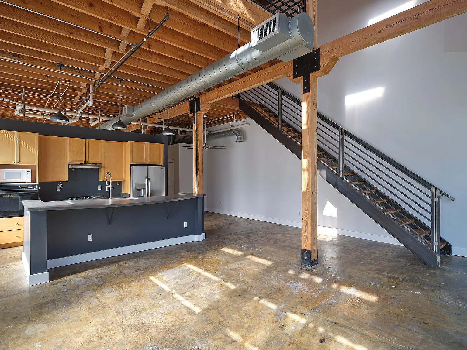 130 Blvd — Photo 2