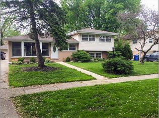 2728 Norma Ct, Glenview, IL