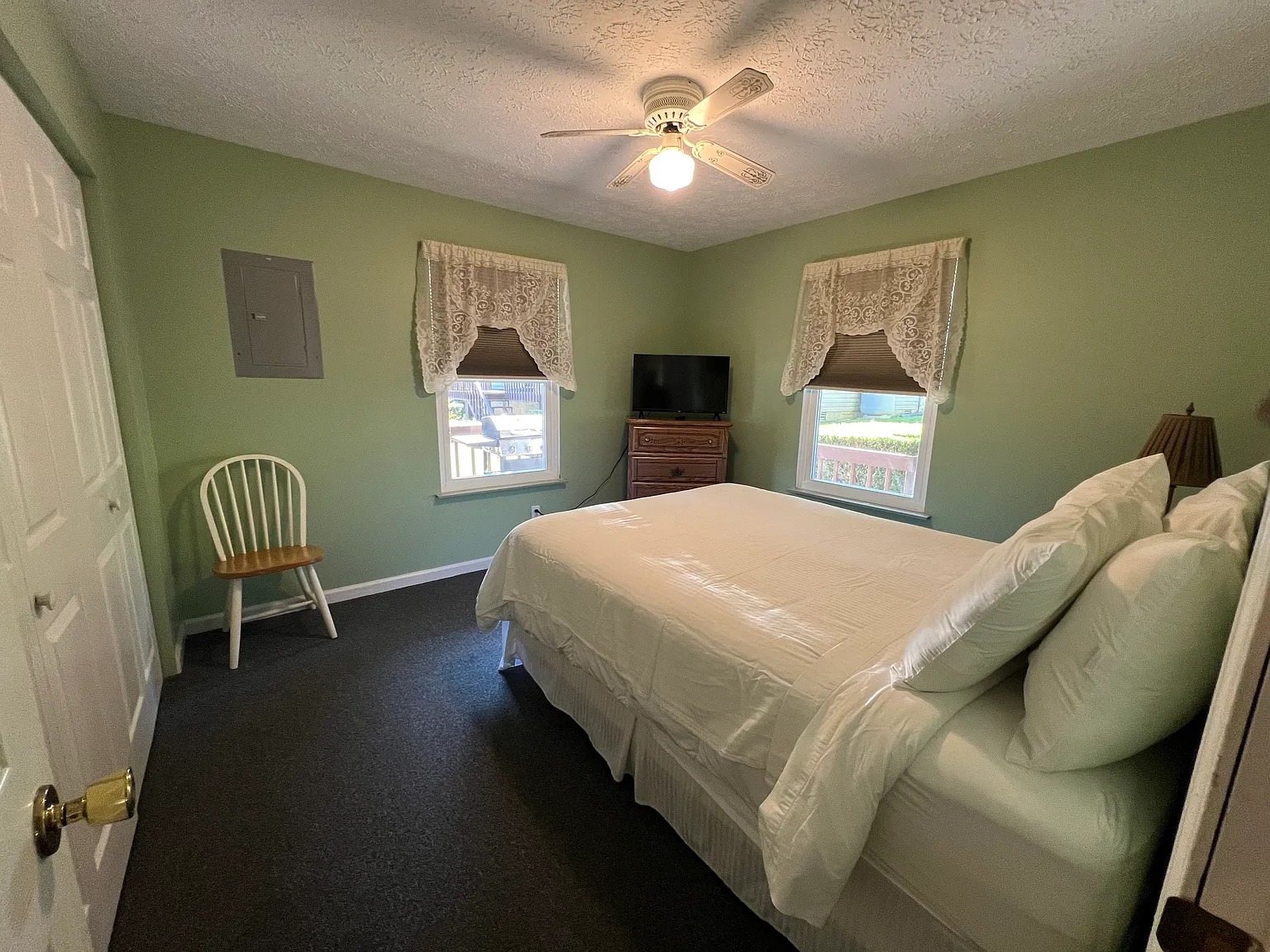 2 bed, 650 sqft, $900 — Photo 4