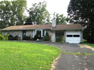1469 Temple Rd, Pottstown, PA 19465