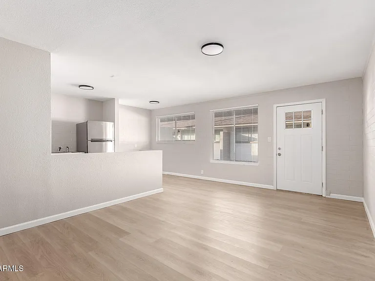 405 S Priest Dr — Photo 18