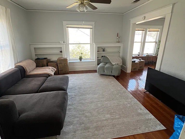 5602 Worth St — Photo 27
