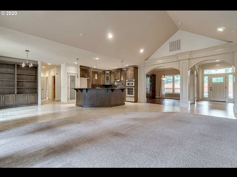 9705 NE 109th Ct — Photo 1