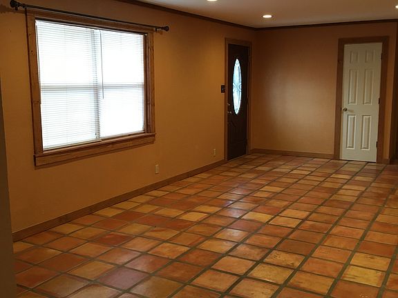 5th image of 4401 Luker Ct