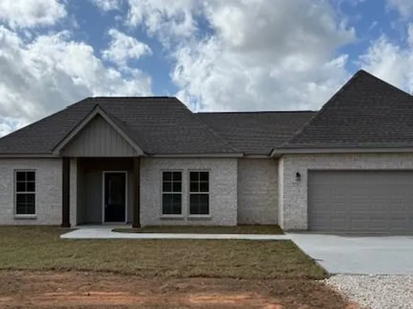 1274 W Union Rd, Picayune, MS 39466