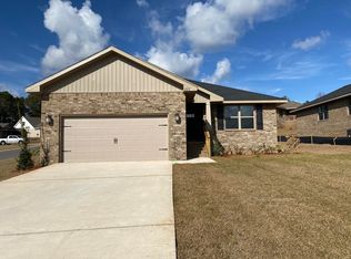 2122 Queen St, Crestview, FL 32536