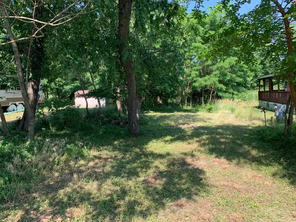 29/361 Woodhaven Dr E, Sublette, IL 61367