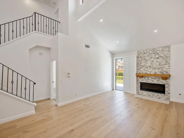4791 Parma Dr — Photo 6