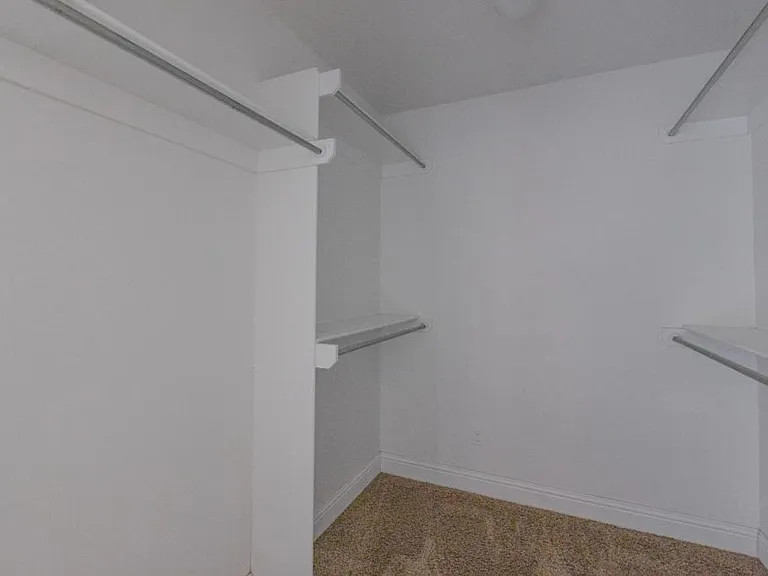 711 Candlestick Dr — Photo 15