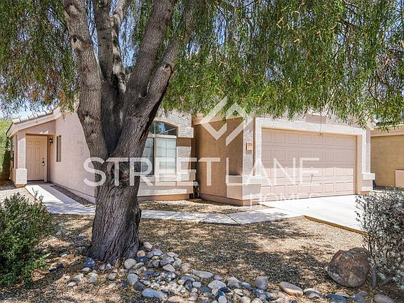 2nd image of 12514 W Lisbon Ln