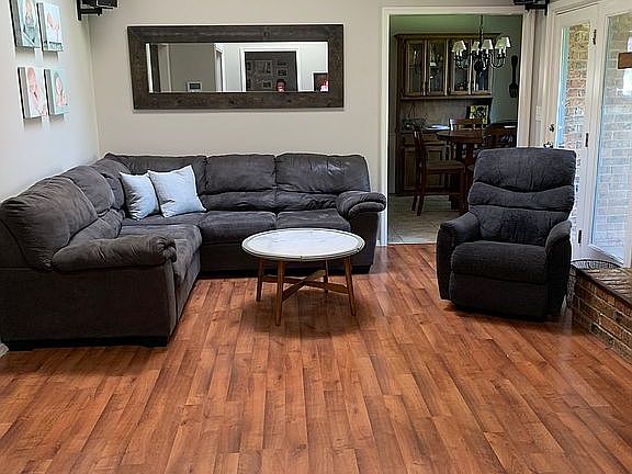 2nd image of 5012 Hillsboro Dr