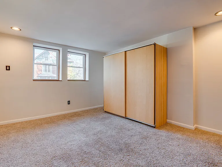 2118 Saint James Ave #1 — Photo 14