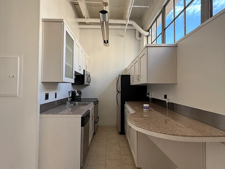 312 W 5th St #826 — Photo 5