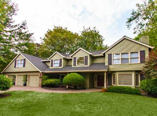 18137 Delenka Ln, Lake Oswego, OR
