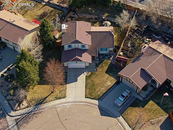 2nd image of 8530 Freemantle Dr