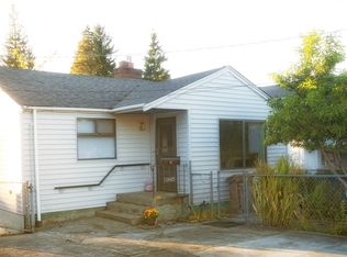 10425 57th Ave S, Seattle, WA 98178