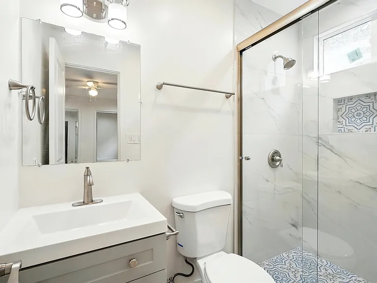 11461 Albers St #4 — Photo 6