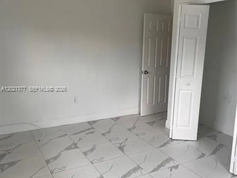 17175 NW 41st Ave — Photo 9