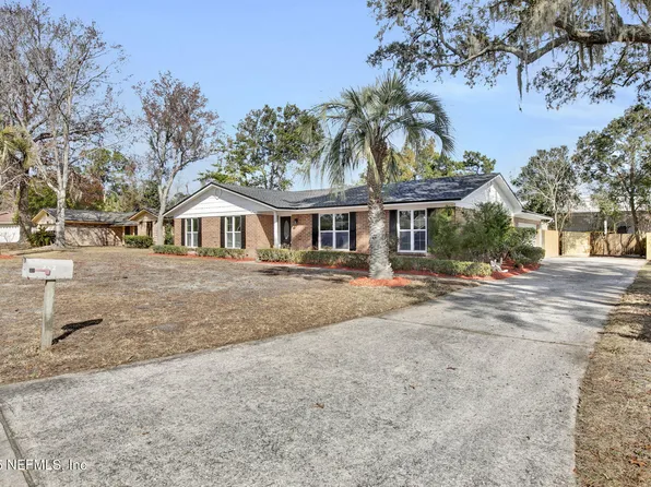 252 DILLON Drive, Orange Park, FL 32073