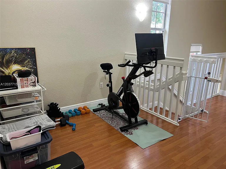 280 Las Brisas Cir #280 — Photo 14