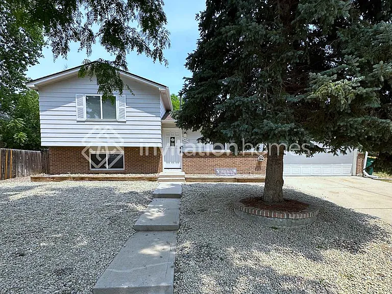 14953 E Temple Pl — Photo 1