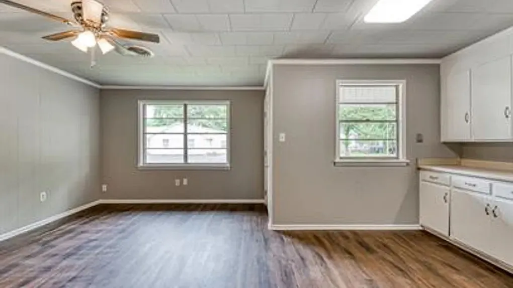 1833 Independence Avenue, Unit 1835 — Photo 1