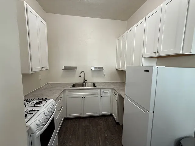 881 Myrtle St NE #2 — Photo 13