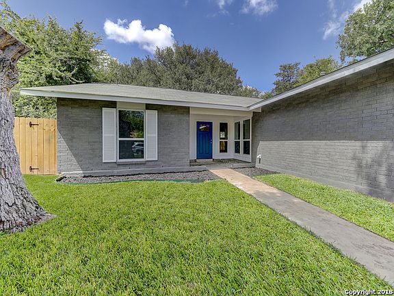 3rd image of 7422 Meadow Hl