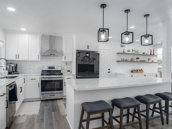 5th image of 625 Vendola Drive