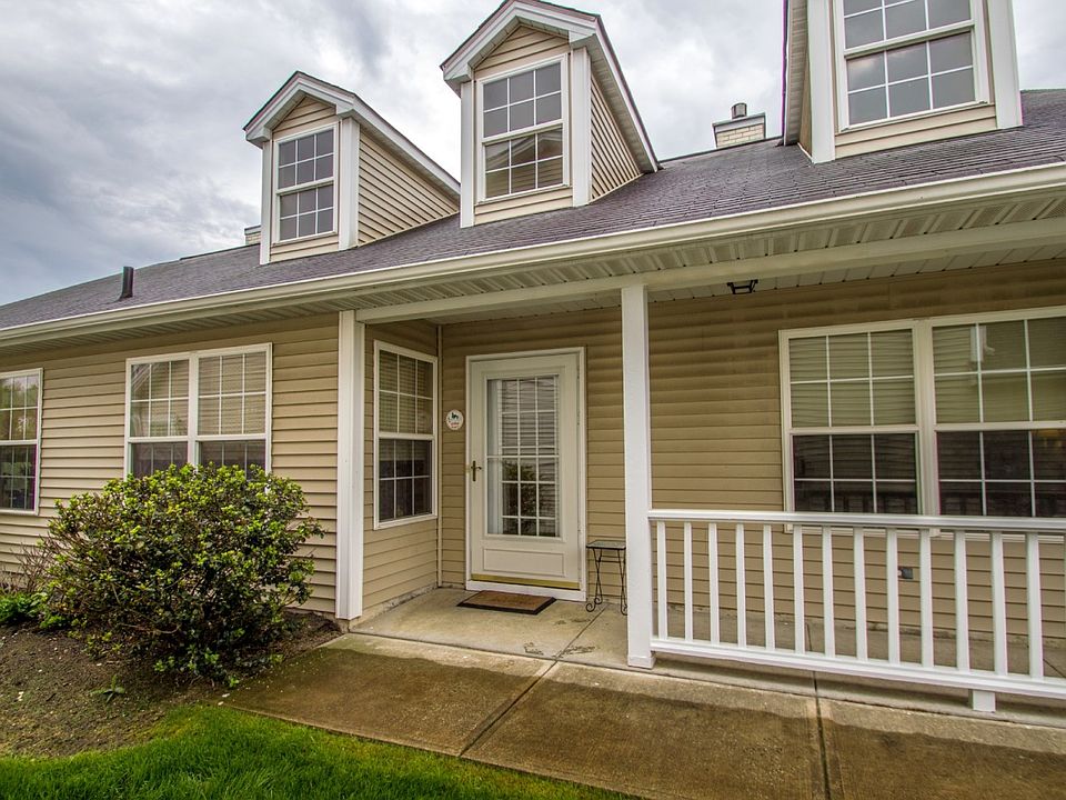 1st image of 7504 Sanctuary Cir #32