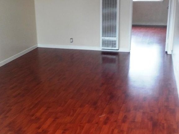 4th image of 2752 Kollmar Dr APT 32