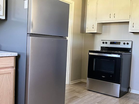 4th image of 191 Ponderosa Rd #1