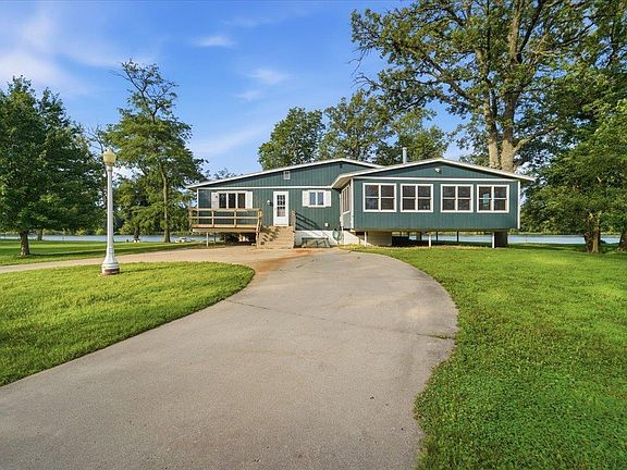 3rd image of 2204 Cottage Row Rd