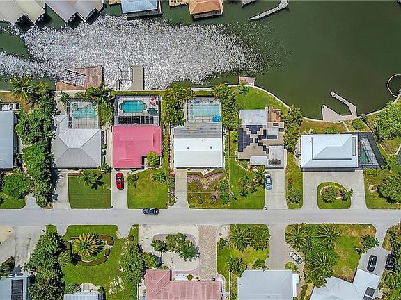 3rd image of 110 Ibis St